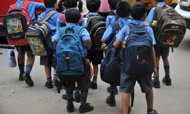 student carry haivy bags amravati mandal
