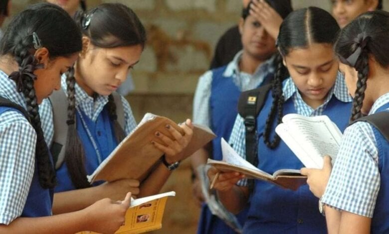 sent-fransis-school-amravati-mandal