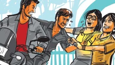 chin-snatching-amravati-mandal