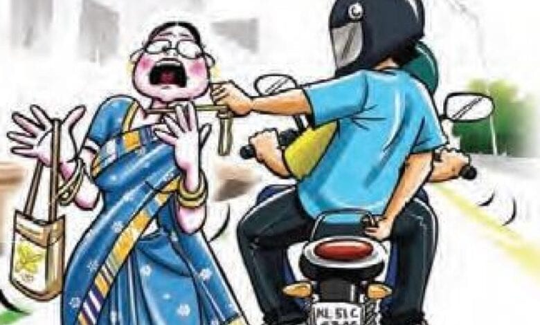 chain snatching-amravati mandal