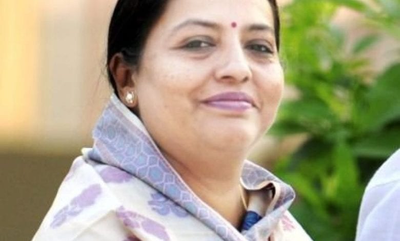 mla2_5cda6f534dbba-yashomati-thakur-amravati-mandal