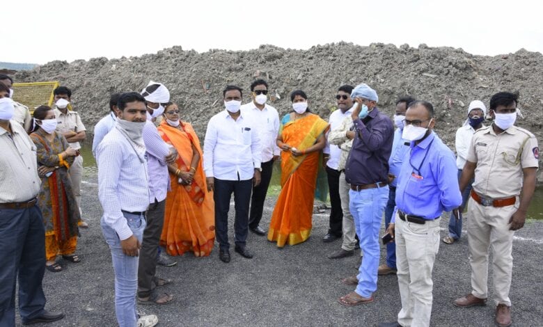 mayor-gawande-visited-prathamesh-and-chhatri-talab-amravati-mandal