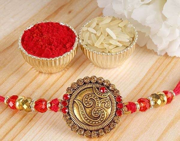 Gold_Om_Rakhi__amravati-mandal