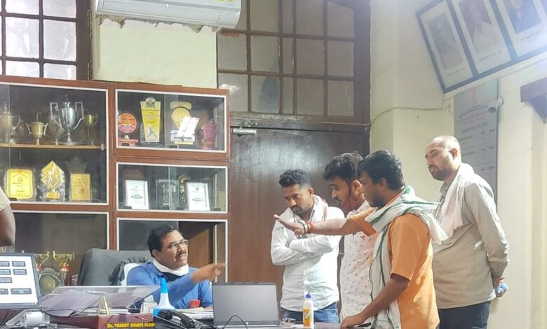 students-are-being-robbed-in-the-name-of-prospectus-in-vmv-college-amravati-mandal