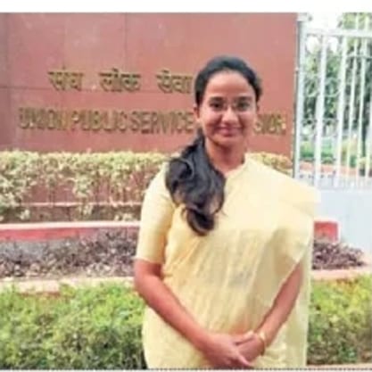 poonam-thakrey-amravati-mandal
