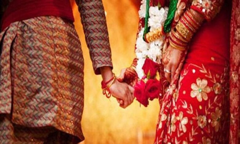 Teasing-the-bride-amravati-mandal