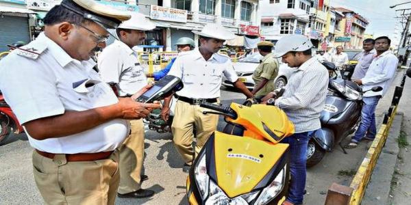 Action-on-vehicles-amravati-mandal