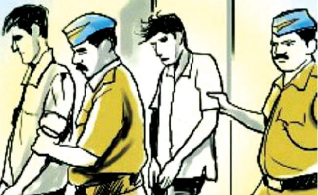 Attack-on-Police-Amravati-Mandal
