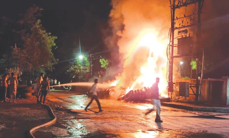 Caught-Fire-Amravati-Mandal