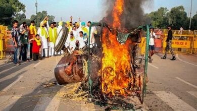 Insult-to-Farmers-Amravati-Mandal