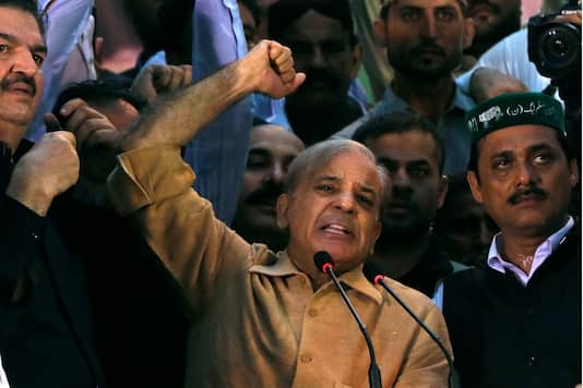 Shahbazz-Sharif-Amravati-Mandal
