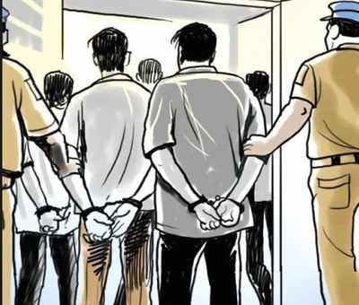 accused-arrested-amravati-mandal
