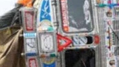 truck-overturned-amravati-mandal
