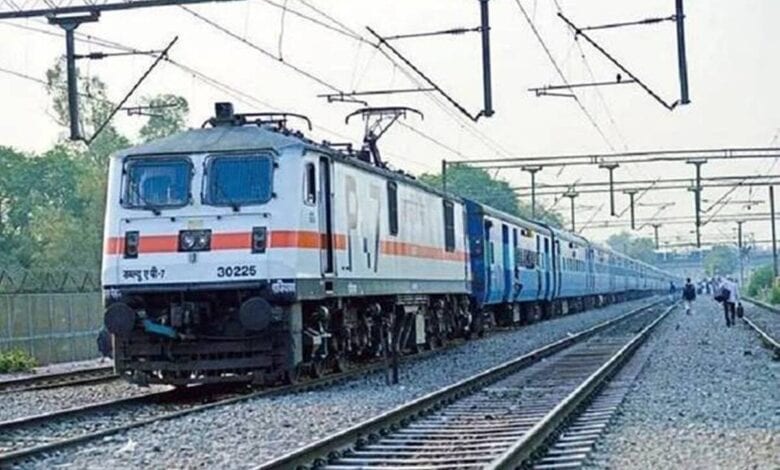 train-big-pti-amravati-mandal