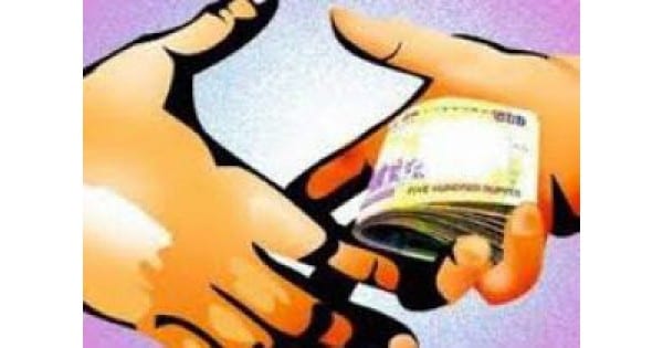 Bribe-takers-amravati-mandal