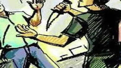 Knife-attack-amravati-mandal