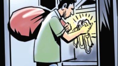 Gold-Thief-Amravati-Mandal
