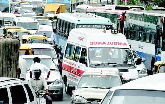 Heavy-traffic-amravati-mandal