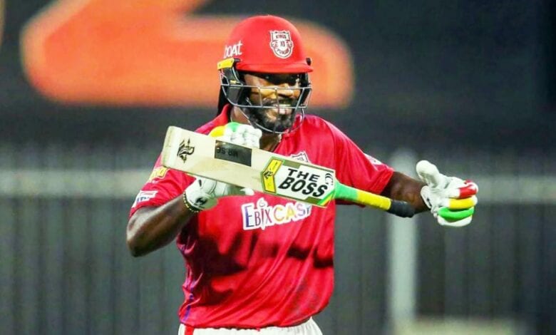 chris_gayle-amravati-mandal