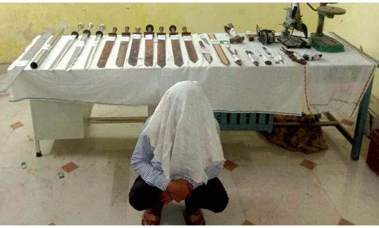 illegal-weapon-amravati-mandal