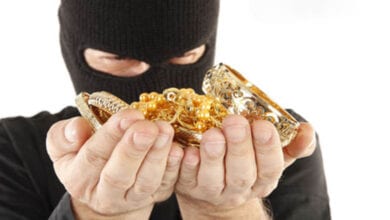 jwellery-thief-amravati-mandal