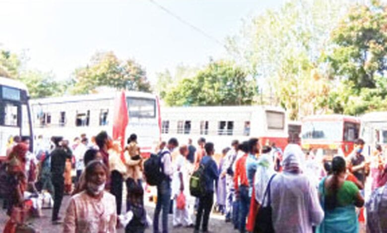 Bus-stop-amravati-mandal