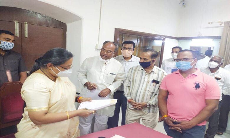 Death-Threat-Amravati-Mandal
