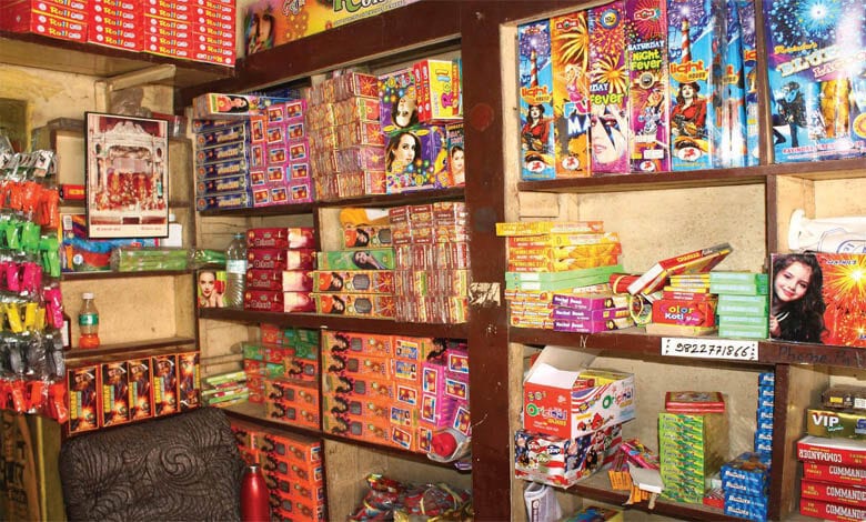 crackers-shop-amravati-mandal