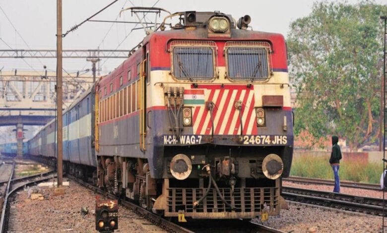 Nagpur-Darbhanga-train-amravati-mandal