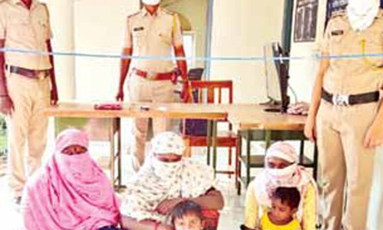 Female-Thief-amravati-mandal