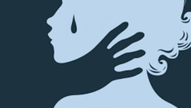 Husband-strangled-amravati-mandal