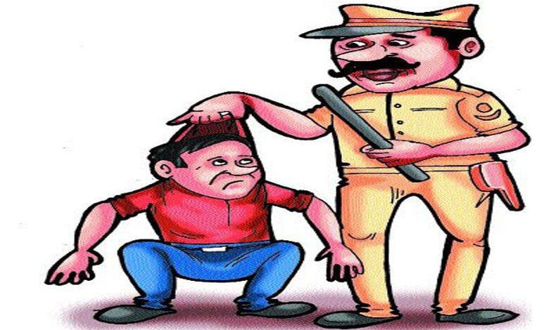 Police-caught-amravati-mandal