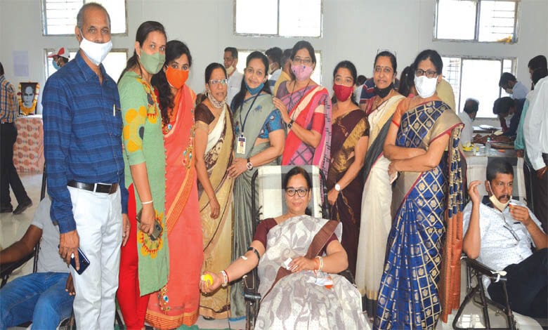 Blood-Donation-Amravati-Mandal
