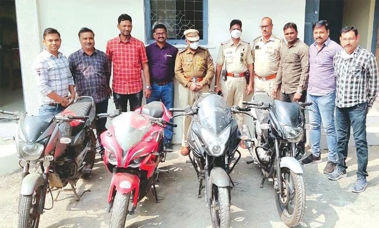 Motorbike-Thief-Amravati-Mandal