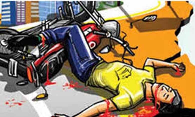 two-wheeler-accident-amravati-mandal