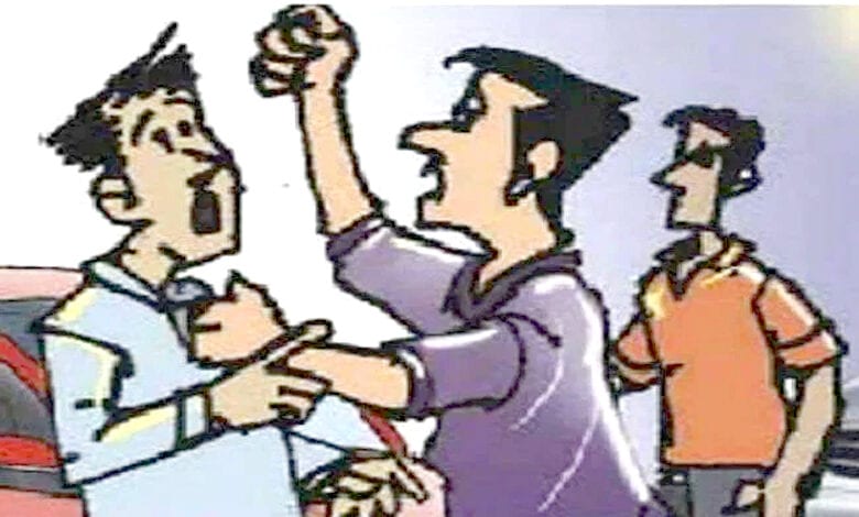 Beating-amravati-mandal