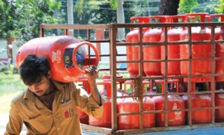 Gas-Cylinder-Amravati-Mandal