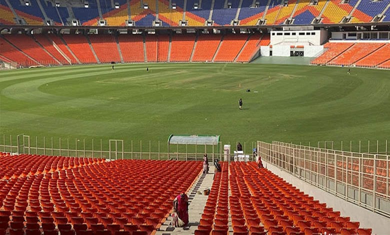 modi-stadium-amravati-mandal