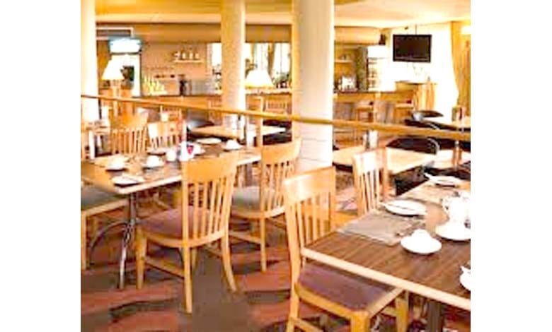 Restaurant-Hotel-amravati-mandal
