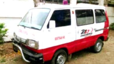 Uncontrolled-ambulance-amravati-mandal