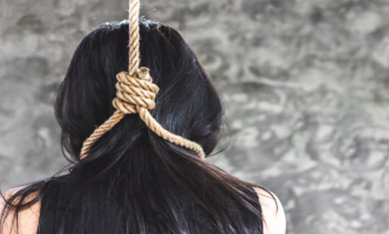 Hanging-suicide-amravati-mandal