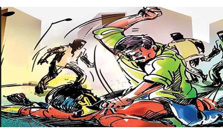 Beating-amravati-mandal