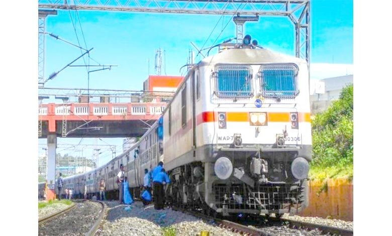 Train-amravati-mandal