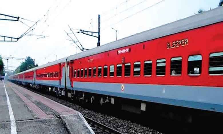 Train-Amravati-Mandal