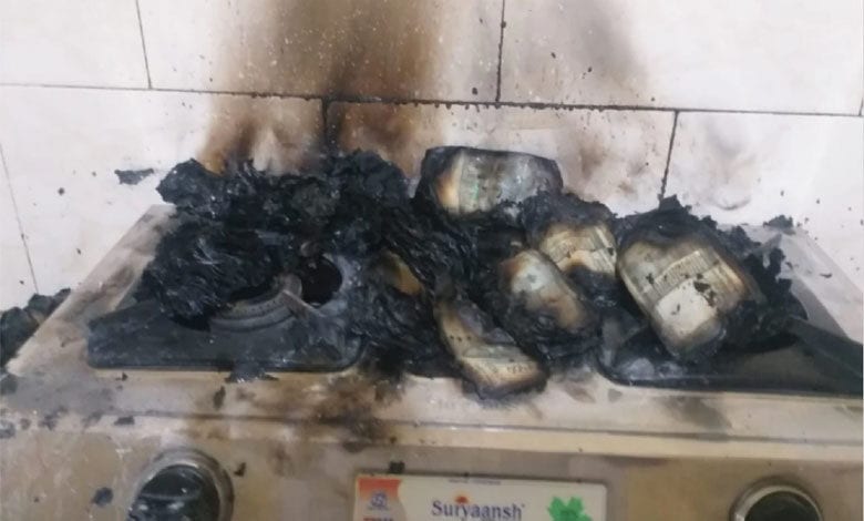 money-burnt-amravati-mandal