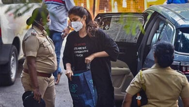rhea-chakraborty-amravati-mandal