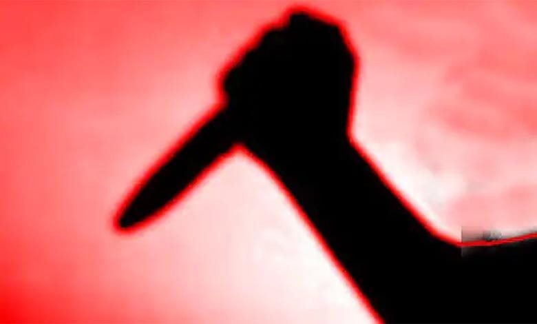 Knife-attack-amravati-mandal
