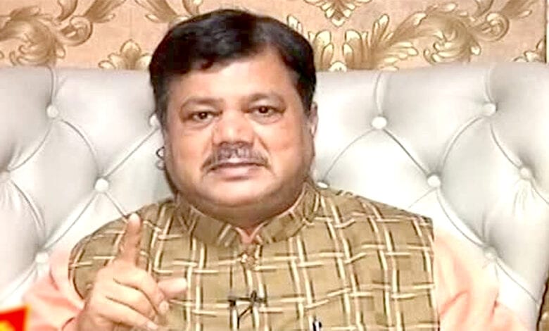 Praveen-Darekar-amravati-mandal