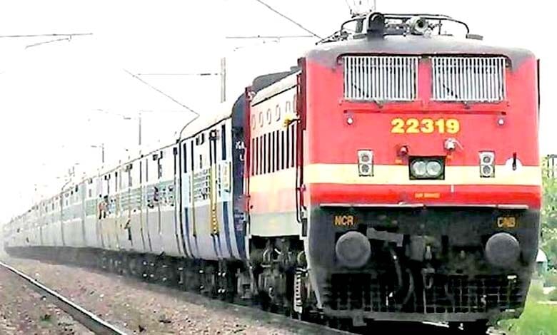 Trains-amravati-mandal