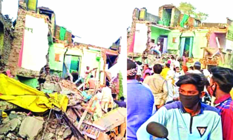 building-collapsed -amravati-mandal